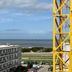 Apartamento De 1 Dormitorio En Venta En Manglar Albor, Playa Brava, Punta Del Este