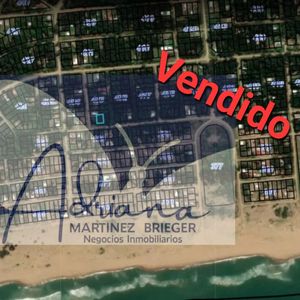 Lindo Terreno De Buen Tamaño A 4 Cua De La Playa (vendido)