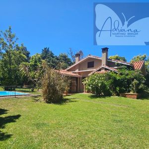 Excelente Casa En Venta En Solís-3 Dormitorio + Serv.-piscina Climatizada-garaje