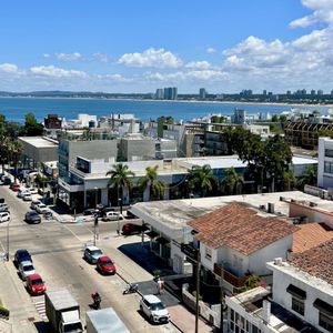 Cómodo Apartamento En Península Punta Del Este En Venta