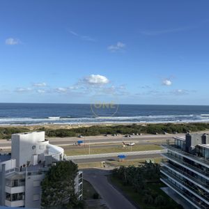 Manglar Brava Esquinero A Estrenar Con Doble Garage.