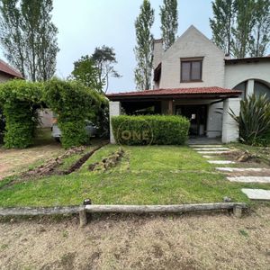 Casa En Venta 2 Dormitorios En Parque Pinares