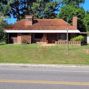Casa En Venta Sobre Av Cordoba Posible Proyecto Clinica O Academia