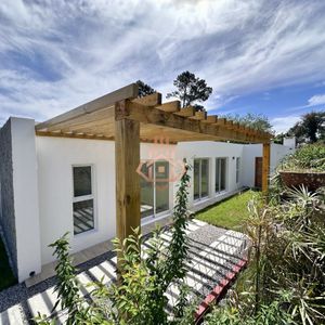 Venta Casa Tipo Ph 3 Dormitorios Zona Colegios, Jardines De Cordoba