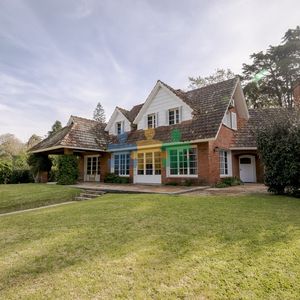 Excelente Casa De Cinco Dormitorios En Venta - Golf Punta Del Este - Ref : Eqp3470
