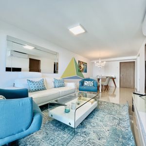 Apartamento Piso Alto Con Vista De 3 Dormitorios Y Parrillero En Playa Brava, Punta Del Este  - Ref : Eqp6737