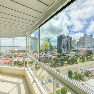 Mansa, Apartamento De 3 Dormitorios Más Dependencia Con Parrillero - Ref : Eqp6923
