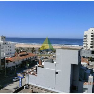 Apartamento En Península, 2 Dormitorios En Alquiler De Temporada En Torre Gattas , Punta Del Este  - Ref : Eqp7810