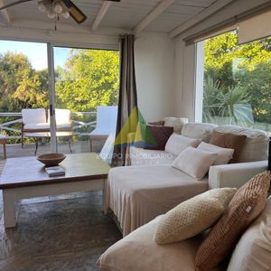 Venta De Casa De 3 Dormitorios Con Vista Al Mar En Pinares Punta Del Este  - Ref : Eqp8042