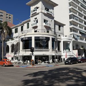 Local En Alquiler Anual En Calle 20 Fashion Road Punta Del Este