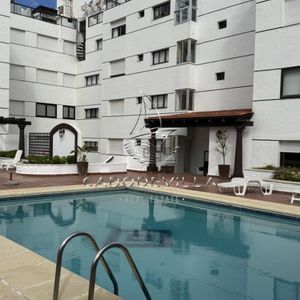 Apartamento De 3 Dormitorios En Venta Y Alquiler - Punta Del Este