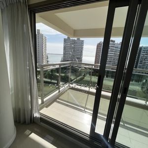 Alquiler Apartamento De 2 Dormitorios Playa Brava