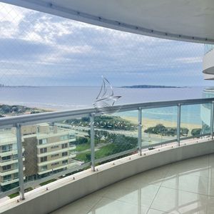 En Venta Apartamento De 2 Suite Más Dependencia De Servicio