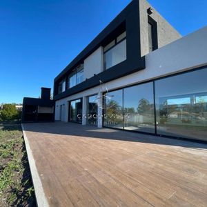 Casa En Venta Y Alquiler En Colonia