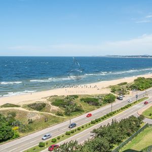 Departamento De 3 Suites En Alquiler Frente Al Mar. Venetian Luxury, Punta Del Este