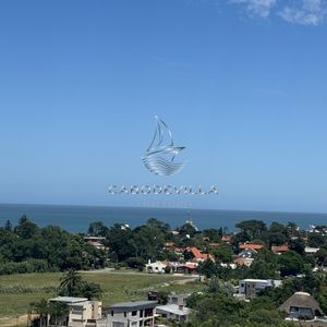 En Venta Con Renta Departamento De 2 Dormitorios Y 1 Baño Punta Del Este