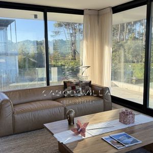 En Venta Departamento De 2 Dormitorios Y 2 Baños Punta Del Este
