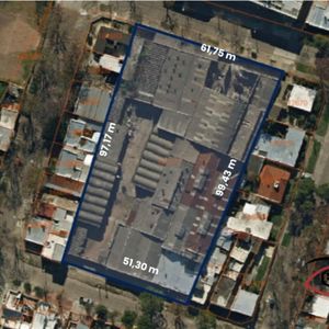 Gran Predio En Venta De 5.544 M² Con Doble Frente Y Galpones En Brazo Oriental