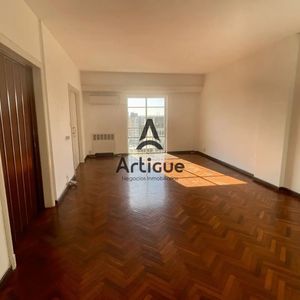 Alquiler Apartamento 4 Dormitorios C/ Cochera En Cordón Super Amplio Luminoso