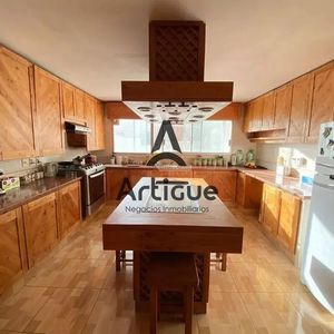 Apartamento En Venta C/ Cochera En Punta Carretas