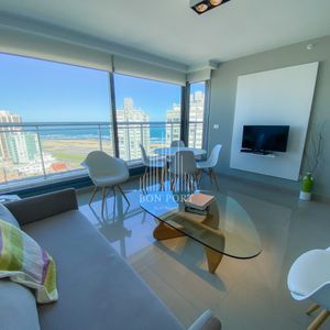 Piso Alto En Brava, 1 Dormitorio Con Vestidor, Edificio Onix
