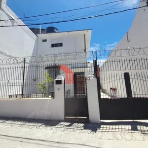 Venta Casa Residencia, 15 Dormitorios, 16 Baños, En Reducto