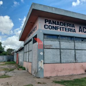 Venta Local Esquina Jardines Del Hipodromo