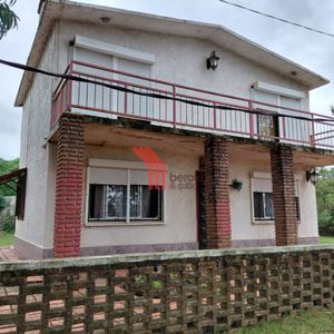 Venta Casa 4 Dormitorios, 2 Baños, Santa Ana, Canelones
