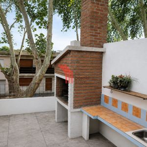 Venta Casa Ph, 2 Dormitorios, Terraza Con Parrillero, Jacinto Vera