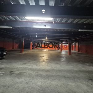 Venta Garage - Edificio Joy -pocitos