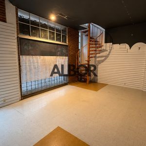 Alquiler Amplio Local Comercial 120 M2 -  Pocitos