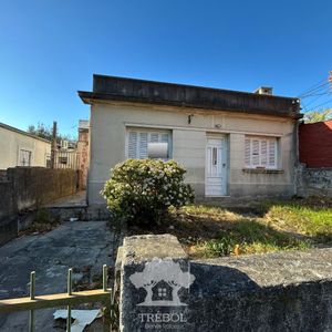 Venta 4 Casas A Reciclar Cerrito Montevideo R