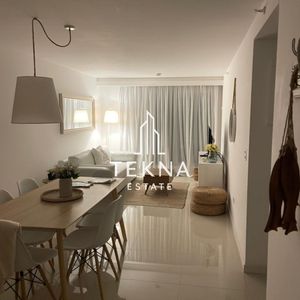Venta De Apartamento De 1 Dormitorio Con Parrillero A Media Cuadra Del Mar