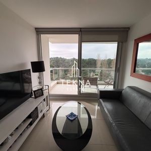 Alquiler Anual De Hermoso Apartamento 2 Dormitorios En Una De Las Mejores Zonas De Punta Del Este