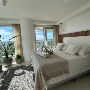 Venta De Departamento Look Brava, Departamento De 2 Dormitorios Y Medio Todos En Suite, 3 Balcones Y Parrillero Propio