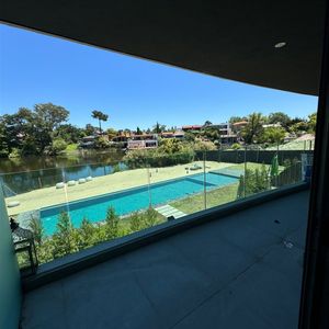 Duplex A Estrenar 2 Dorm Con Jardin Propio Y Garaje
