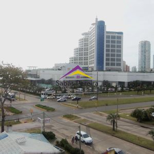 Apartamento De 2 Dormitorios Vista A Playa Mansa En Alquiler Temporal