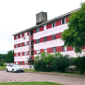 Excelente Oportunidad De Compra De Apartamento 2 Dormitorios Con Cochera - Colón