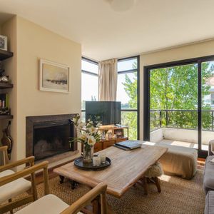Venta Apartamento 2 Dormitorios | Parrillero, Cochera Y Piscina