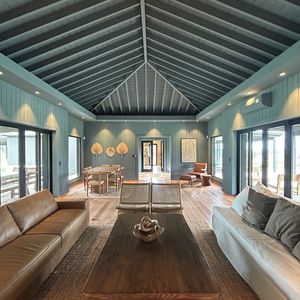 Casa En Venta En Puerto Quetzal Barrio Privado 4 Dormitorios Piscina