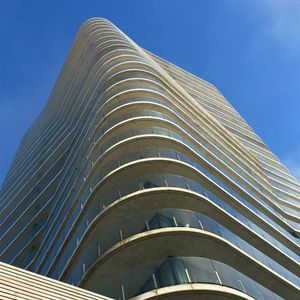 Departamento En Venta Y Alquiler Mensual,  3 Dormitorios En Suite - Edificio Surfside- Increíble Vista