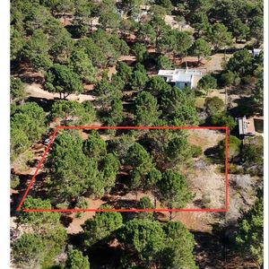 Laguna Escondida / Venta De Terreno 380.000 Usd / 1.925 Mt2