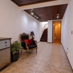 Casa En Venta C/ Cochera En Brazo Oriental