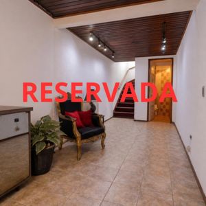 Casa En Venta C/ Cochera En Brazo Oriental