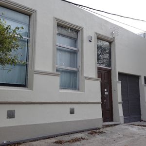 Local Comercial En Alquiler Ubicado En Parque Batlle