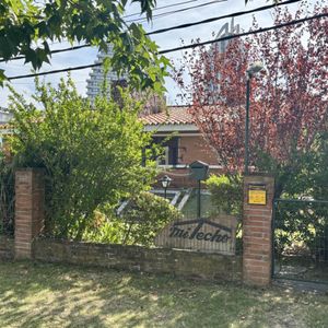 Casa 3 Dorm | Sobre Chiossi | Comercial O Vivienda Solida Construcción.