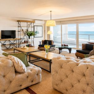 Apartamento Con Vista Al Mar, De 4 Dormitorios En Brava, Punta Del Este