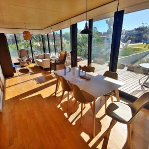 Apto En Edificio A Pasos Del Mar