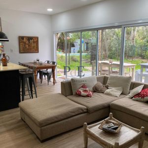Casa En Venta A Metros Del Mar!!