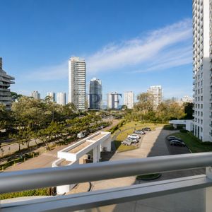 Apartamento De 3 Suites A Pasos Del Mar En Roosevelt